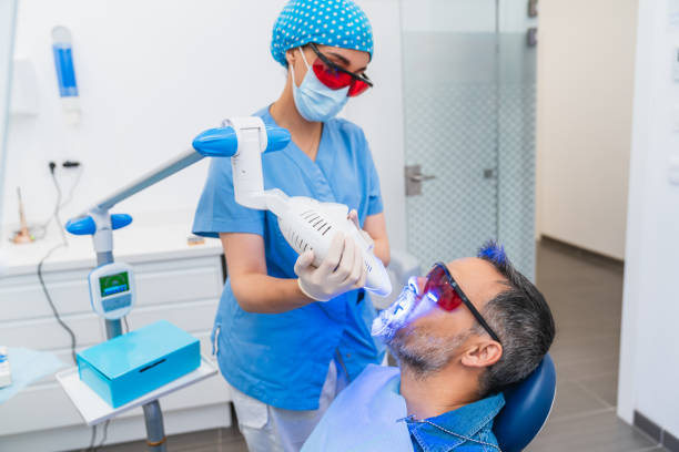 Best Emergency Tooth Extraction in Woodlands, CA